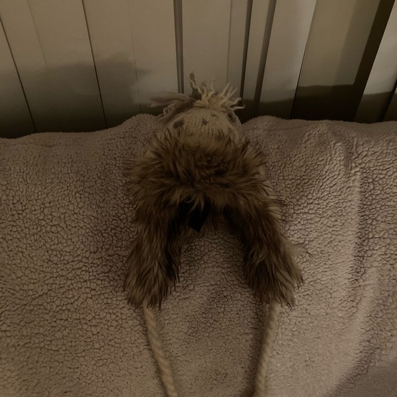 American Eagle wool furry trapper style tuque - Picture 2 of 6